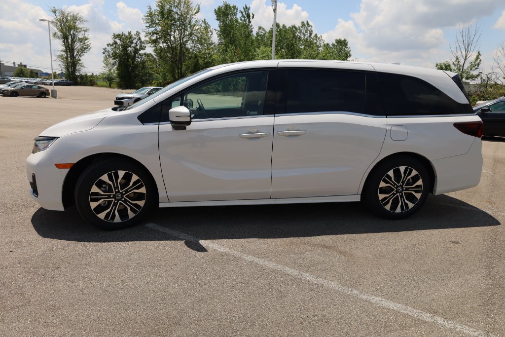 New 2027 Honda Odyssey Elite image 8