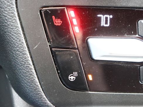 Used 2020 Ford Explorer XLT w/ Comfort Package image 42