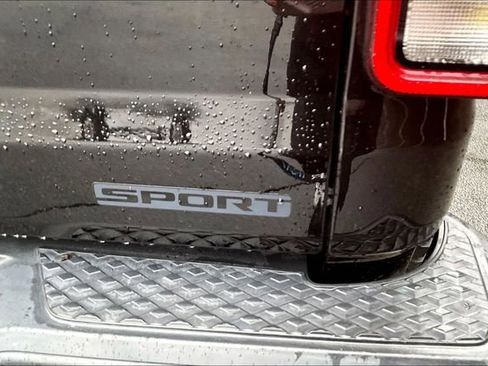 Used 2020 Jeep Gladiator Sport w/ Quick Order Package 24S image 23