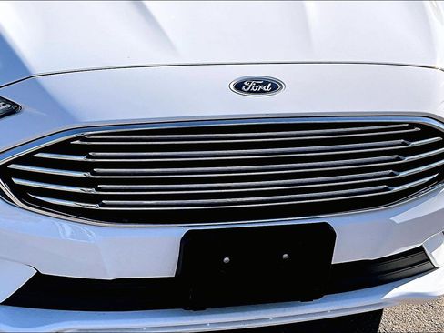 Used 2017 Ford Fusion S image 27