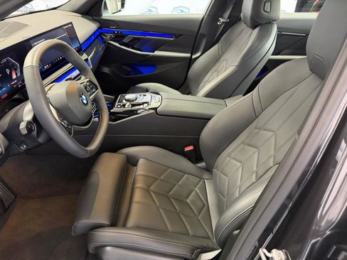 Used 2026 BMW 540i xDrive AWD/4WD image 16