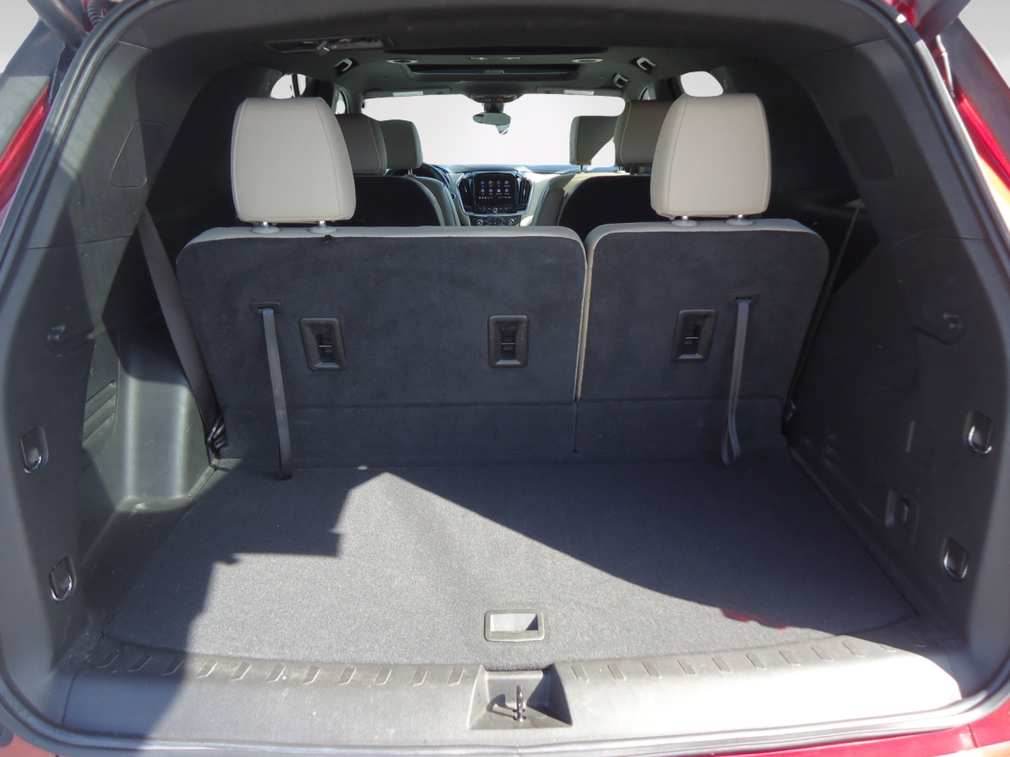 Used 2022 Chevrolet Traverse Premier w/ LPO, 'HIT The Road' Package AWD/4WD image 34