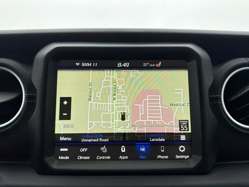 Used 2023 Jeep Wrangler Unlimited Sahara w/ Cold Weather Group AWD/4WD image 25