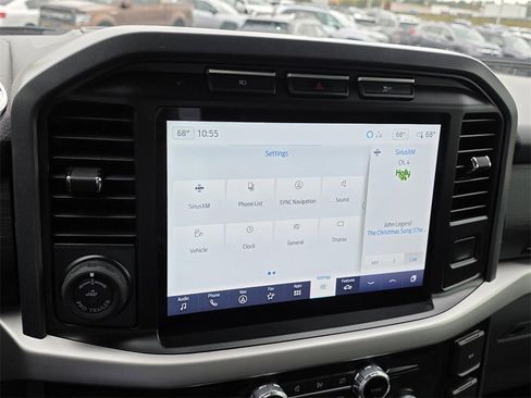 Used 2023 Ford F150 XLT w/ Equipment Group 302A High image 17