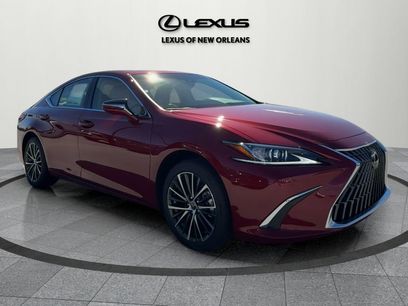 New 2025 Lexus ES 350 w/ Premium Package
