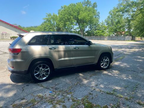 Used 2014 Jeep Grand Cherokee Summit AWD/4WD image 6