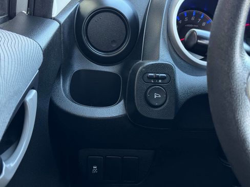 Used 2012 Honda Fit image 22