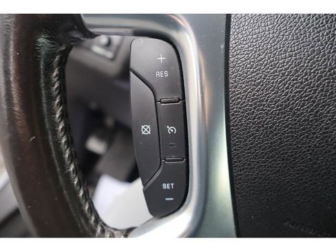 Used 2016 Chevrolet Traverse LT image 13