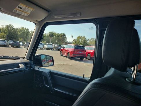 Used 2017 Mercedes-Benz G 550 G 550 image 3