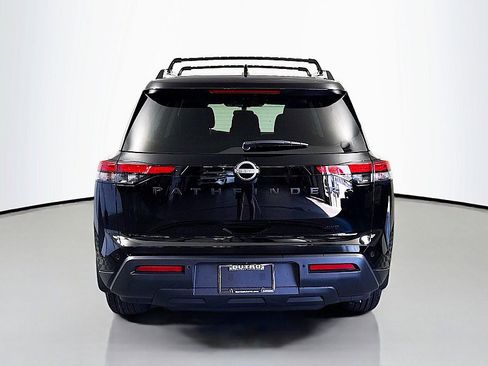 New 2025 Nissan Pathfinder SV w/ Black Appearance Package image 6