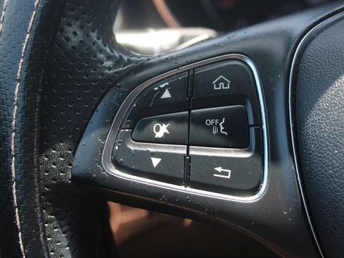 Used 2017 Mercedes-Benz GLC 300 image 22