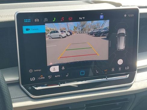 New 2026 Volkswagen Tiguan SE R-Line FWD image 25