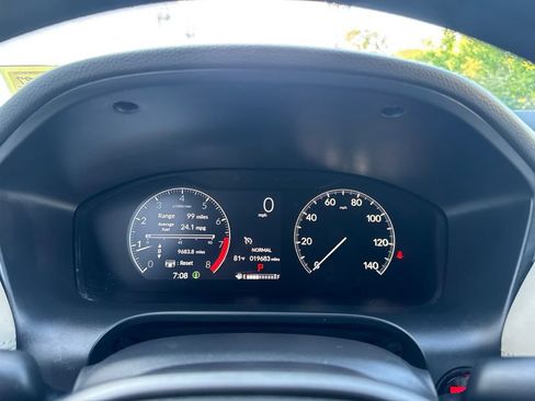 Certified 2024 Honda HR-V LX image 25