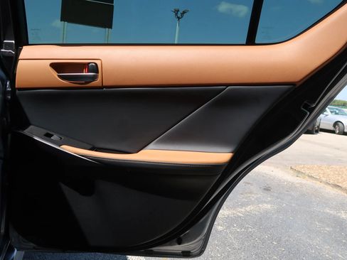 Used 2025 Lexus IS 300 F Sport AWD/4WD image 45