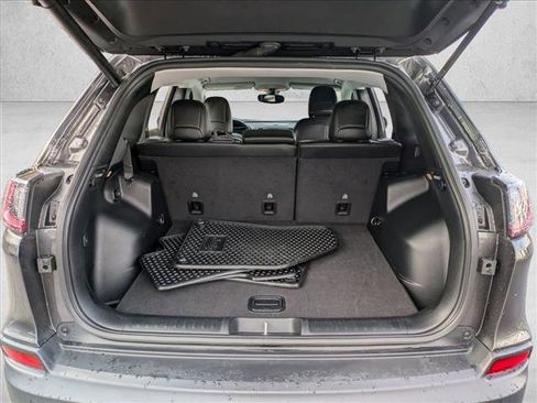 Certified 2020 Jeep Cherokee Altitude image 8