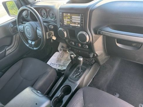 Used 2017 Jeep Wrangler Sport AWD/4WD image 27