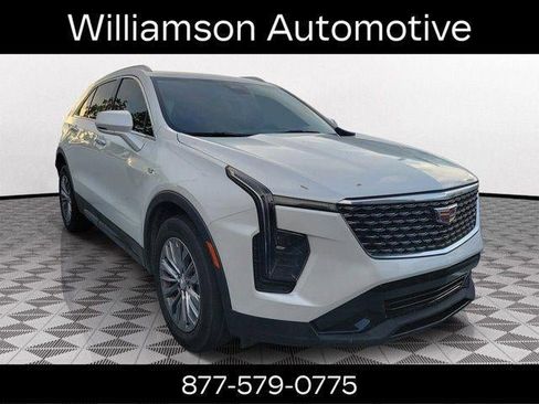 Used 2024 Cadillac XT4 Premium Luxury w/ Cold Weather Package FWD image 1