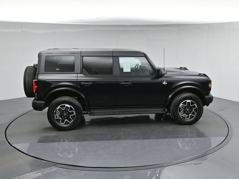 Used 2026 Ford Bronco Outer Banks AWD/4WD image 40