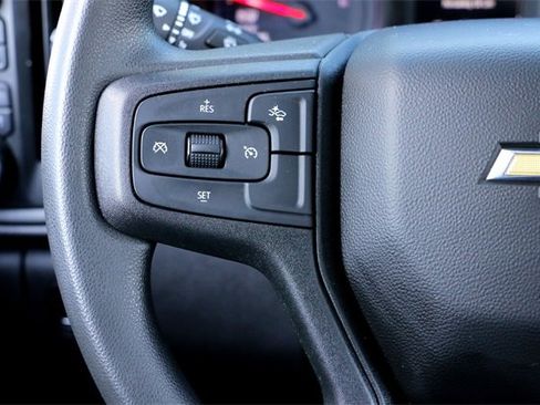 Used 2023 Chevrolet Silverado 1500 Custom image 14