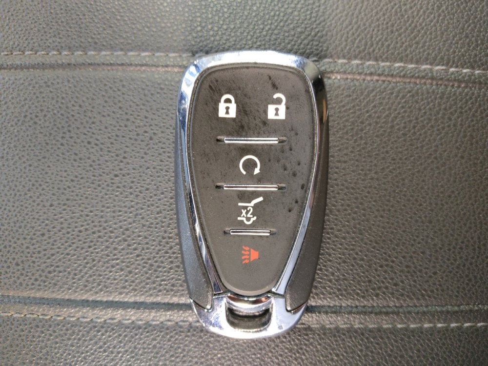 Used 2023 Chevrolet Traverse LT FWD image 32