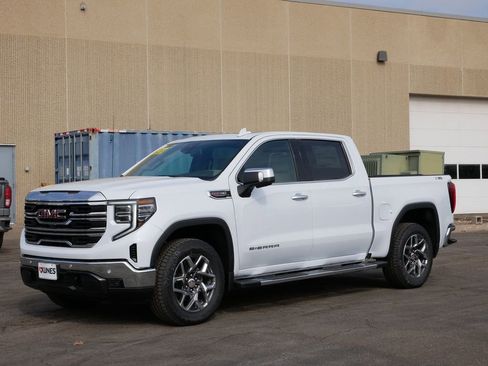 New 2026 GMC Sierra 1500 SLT w/ SLT Premium Plus Package AWD/4WD image 2