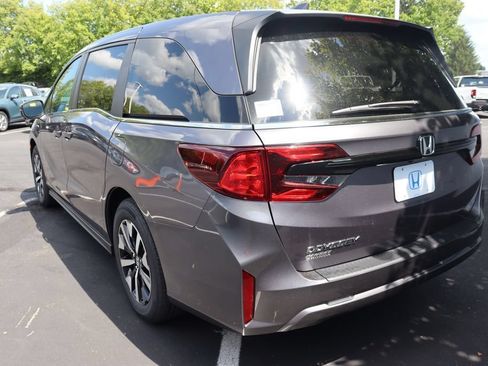 Used 2026 Honda Odyssey EX-L image 3