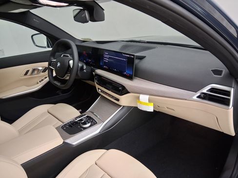 New 2026 BMW 330i Sedan w/ Premium Package image 30