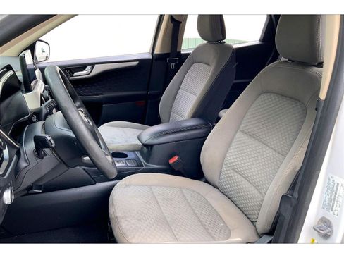 Used 2020 Ford Escape SE FWD image 22