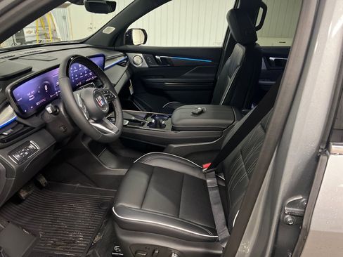 New 2026 Buick Enclave Avenir image 12