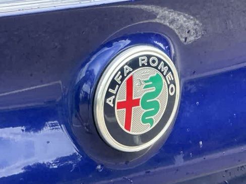 Used 2021 Alfa Romeo Giulia Ti AWD/4WD image 18