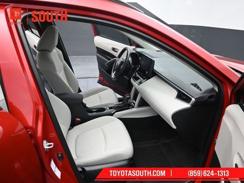 Used 2022 Toyota Corolla Cross LE w/ Black Badges Package (TMS) image 28