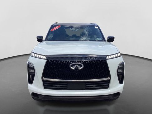 Used 2025 INFINITI QX80 Autograph AWD/4WD image 2