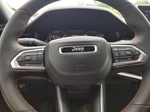 Certified 2024 Jeep Compass Trailhawk w/ Trailhawk Convenience Group AWD/4WD image 23