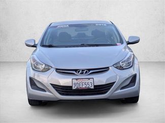 Used 2016 Hyundai Elantra SE video 2