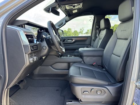 New 2026 GMC Yukon Denali AWD/4WD image 16