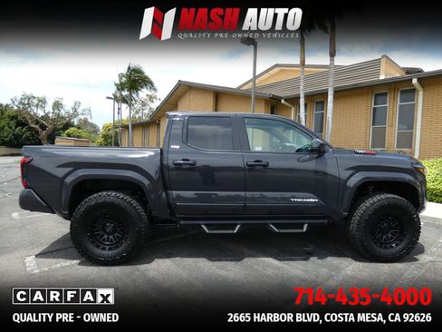 Used 2026 Toyota Tacoma SR5 AWD/4WD image 10