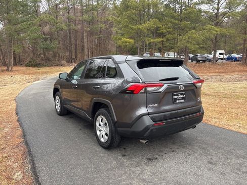 Used 2024 Toyota RAV4 LE image 13