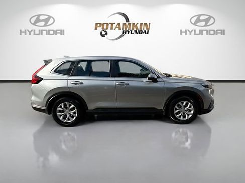 Used 2024 Honda CR-V LX image 4