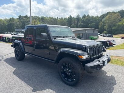 New 2025 Jeep Gladiator Sport