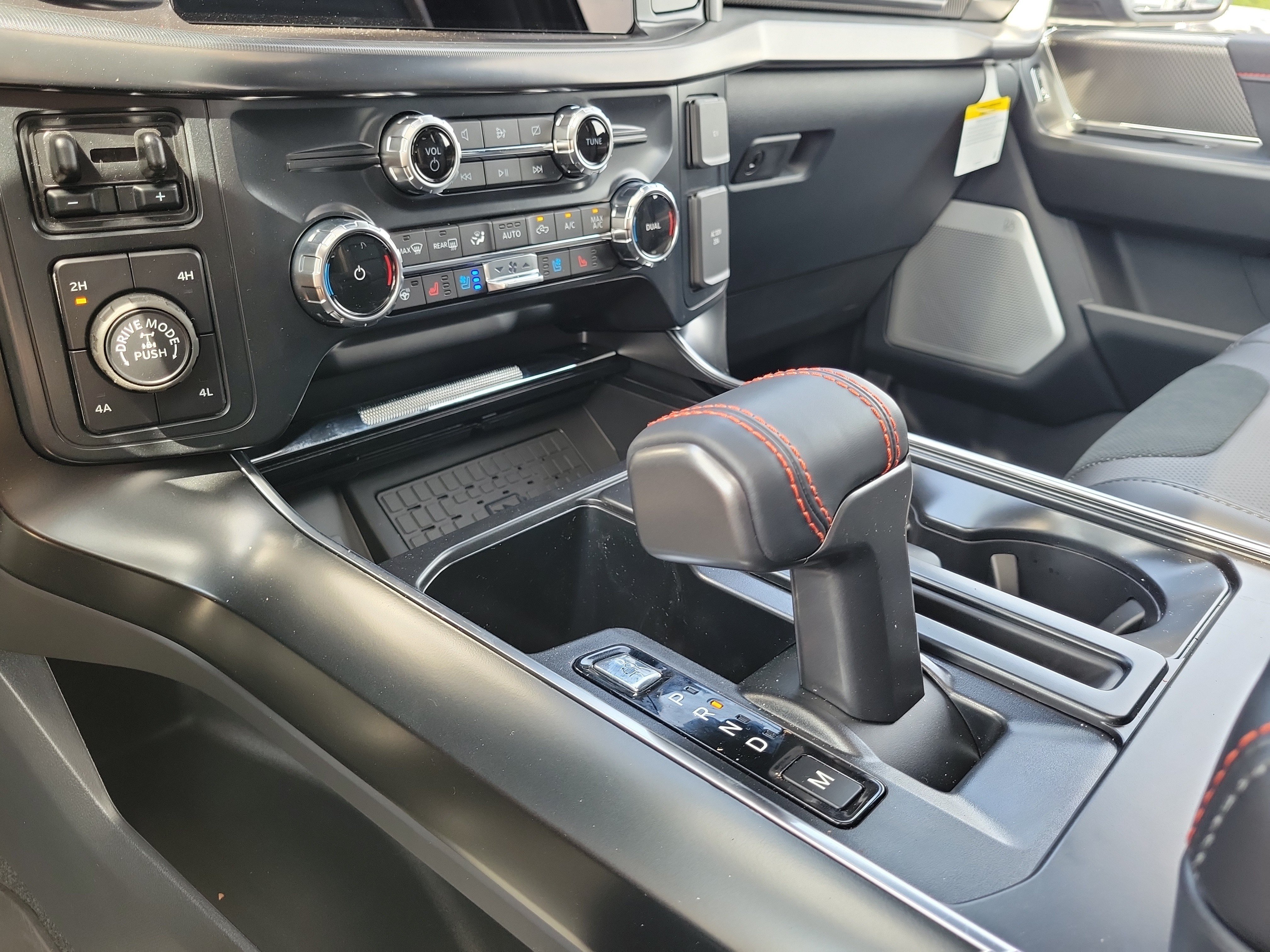New 2026 Ford F150 Raptor AWD/4WD image 19