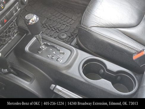 Used 2015 Jeep Wrangler Unlimited Rubicon AWD/4WD image 16