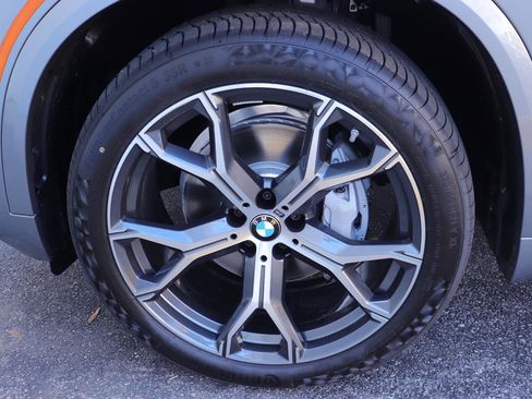 New 2026 BMW X5 sDrive40i w/ M Sport Package image 40