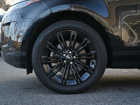 Used 2024 Land Rover Range Rover Evoque S AWD/4WD image 12