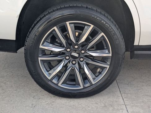 Certified 2023 Cadillac Escalade Sport Platinum image 12