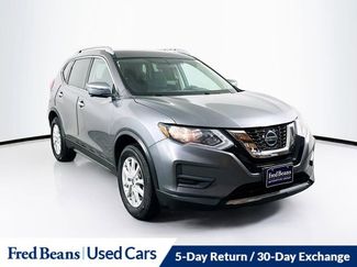Used 2018 Nissan Rogue SV w/ Premium Package video 1