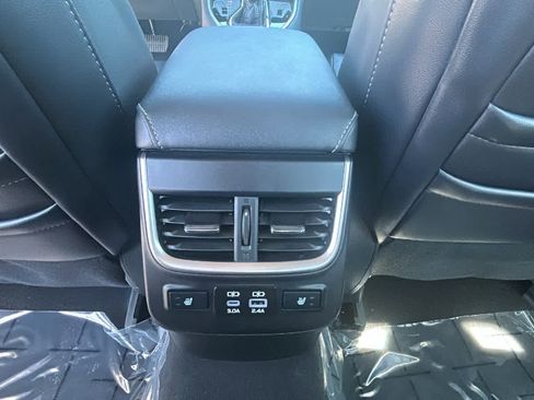 Used 2025 Subaru Legacy Limited w/ Popular Package #3 AWD/4WD image 26