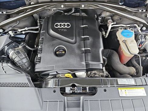 Used 2011 Audi Q5 2.0T Premium image 22