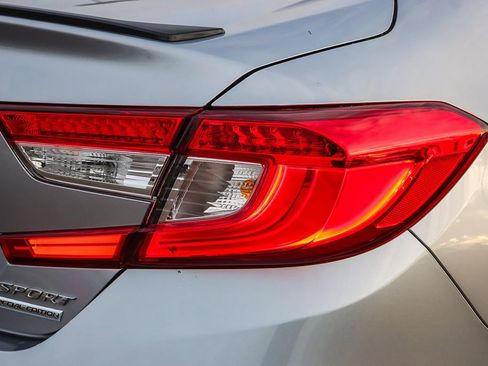 Used 2022 Honda Accord Sport Special Edition image 8