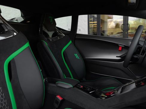 Used 2023 Lamborghini Huracan Tecnica RWD image 24