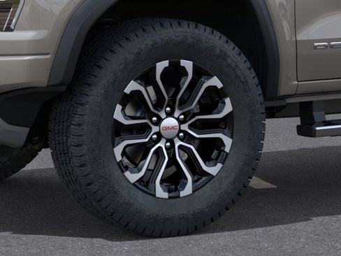 New 2026 GMC Canyon Denali AWD/4WD image 9